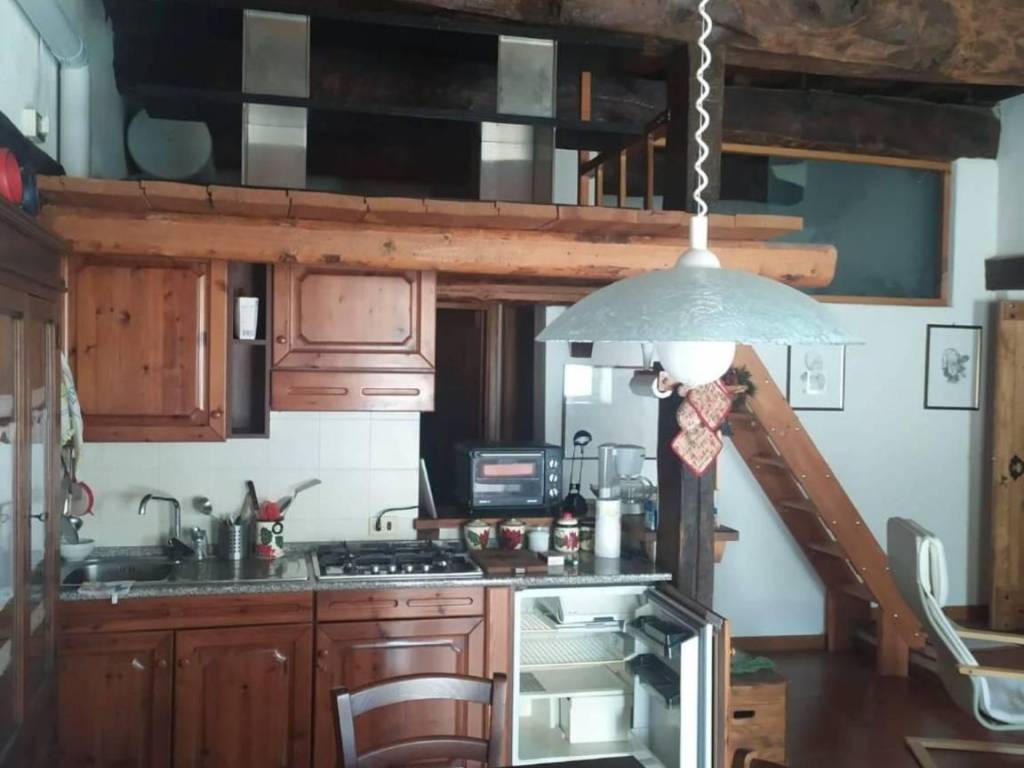 appartamento in vendita a Lucoli in zona Lucoli Alto