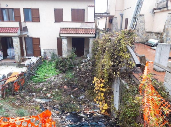 villetta a schiera in vendita a Lucoli