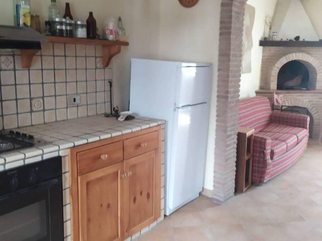 casa indipendente in vendita a Lucoli in zona Casamaina