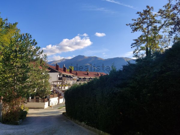 casa indipendente in vendita a Lucoli