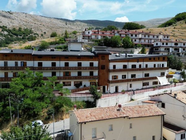 negozio in vendita a Lucoli