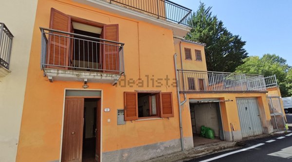 appartamento in vendita a Lucoli in zona Colle di Lucoli