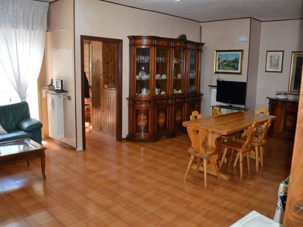 appartamento in vendita a Magliano de' Marsi