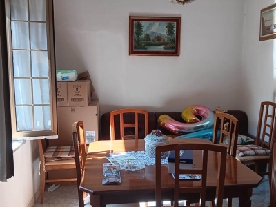 casa indipendente in vendita a Magliano de' Marsi