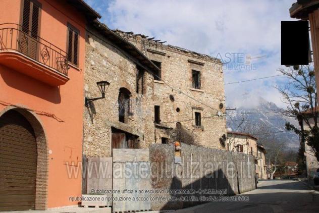 terreno edificabile in vendita a Magliano de' Marsi
