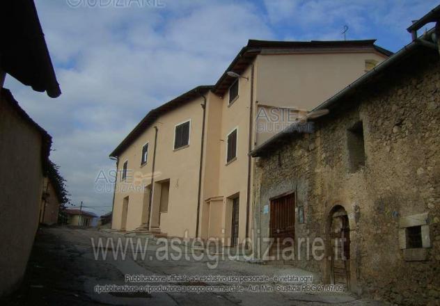appartamento in vendita a Magliano de' Marsi