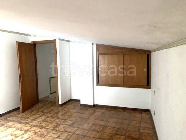 casa indipendente in vendita a Magliano de' Marsi in zona Rosciolo dei Marsi