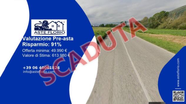locale commerciale in vendita a Magliano de' Marsi