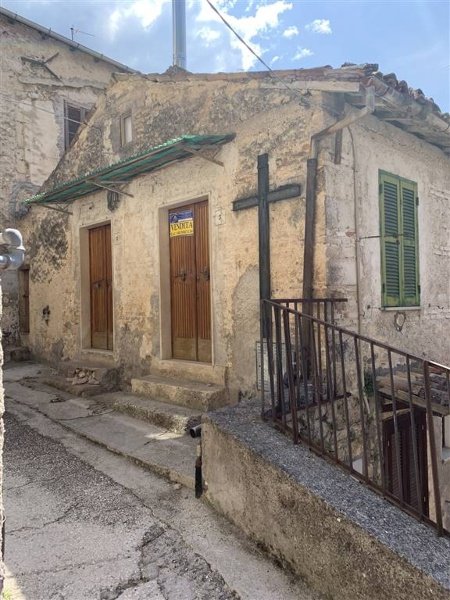 appartamento in vendita a Magliano de' Marsi