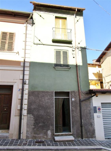 appartamento in vendita a Magliano de' Marsi