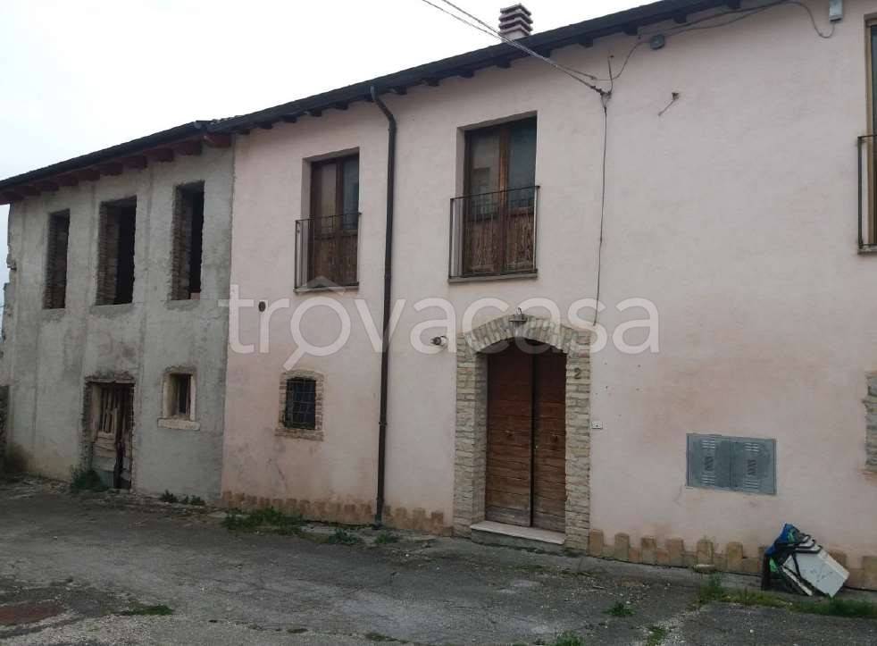 appartamento in vendita a Magliano de' Marsi