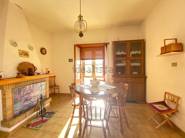 casa indipendente in vendita a Massa d'Albe in zona Forme