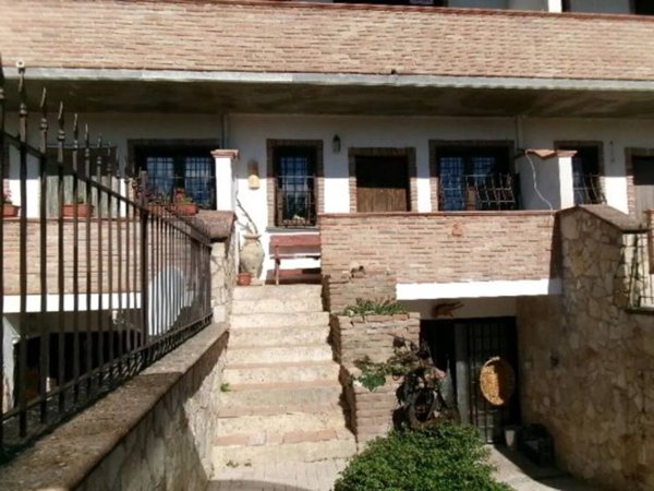 casa indipendente in vendita a Massa d'Albe in zona Forme