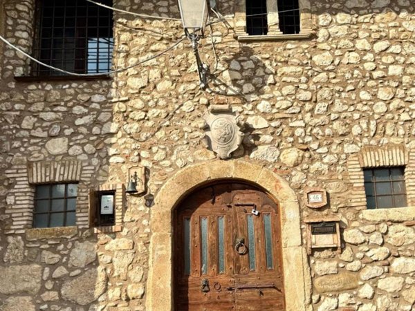 casa indipendente in vendita a Massa d'Albe in zona Albe