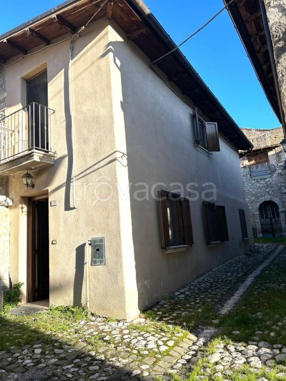 appartamento in vendita a Massa d'Albe in zona Forme