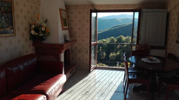 appartamento in vendita a Montereale in zona Castello