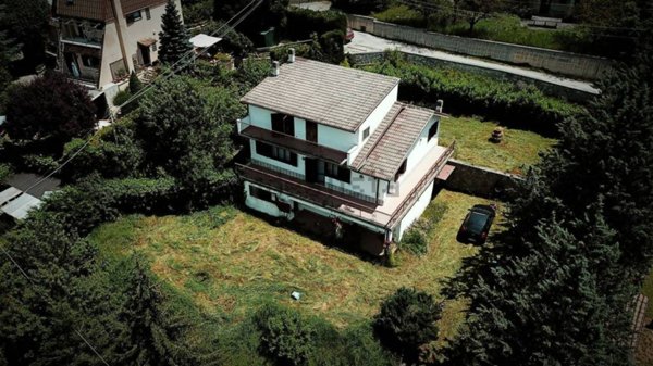 casa indipendente in vendita a Montereale in zona Marana