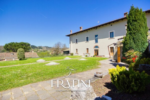 villa in vendita a Montereale in zona Castello