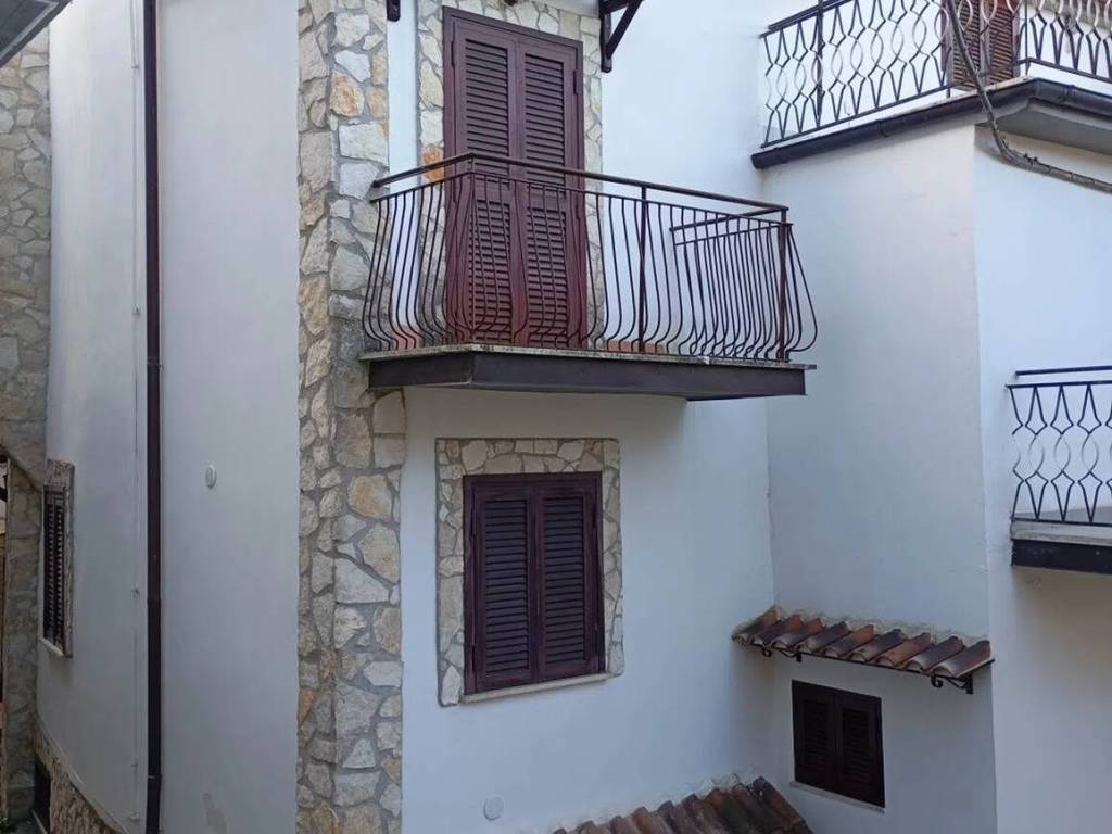 appartamento in vendita a Morino in zona Rendinara