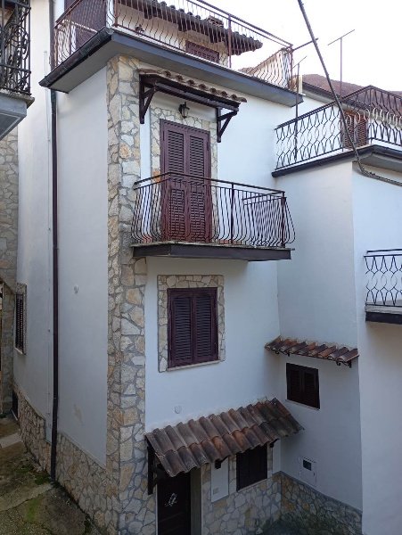 appartamento in vendita a Morino in zona Rendinara