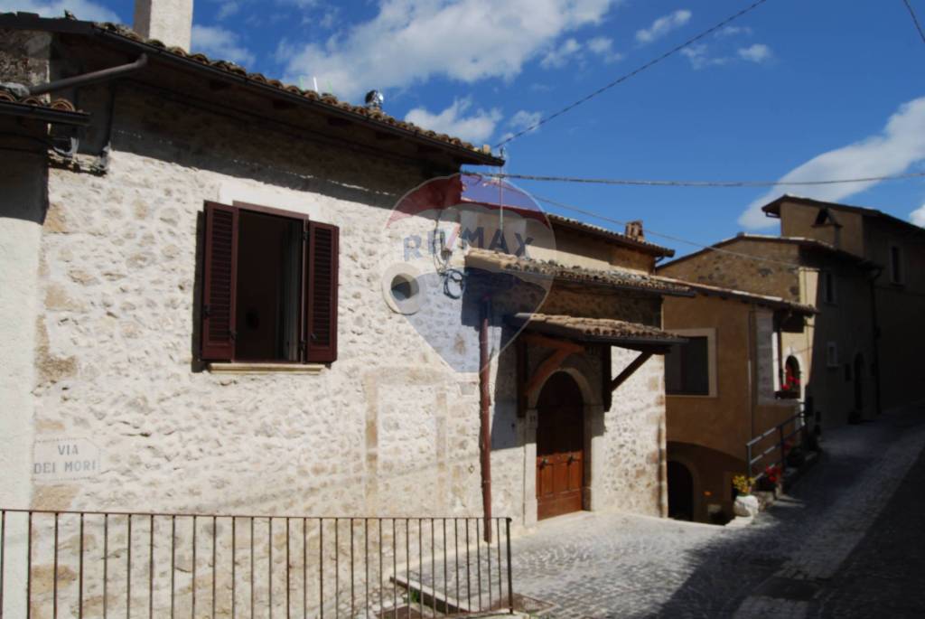 appartamento in vendita a Navelli