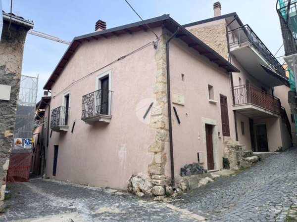 appartamento in vendita ad Ocre in zona Cavalletto