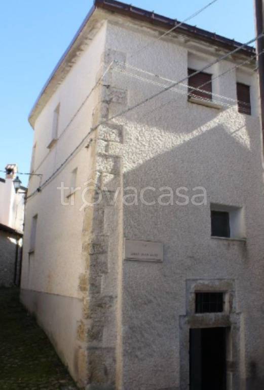 appartamento in vendita ad Ocre