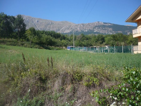 terreno edificabile in vendita ad Ocre in zona Cavalletto