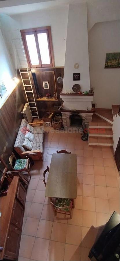 appartamento in vendita ad Opi