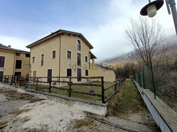 appartamento in vendita ad Opi