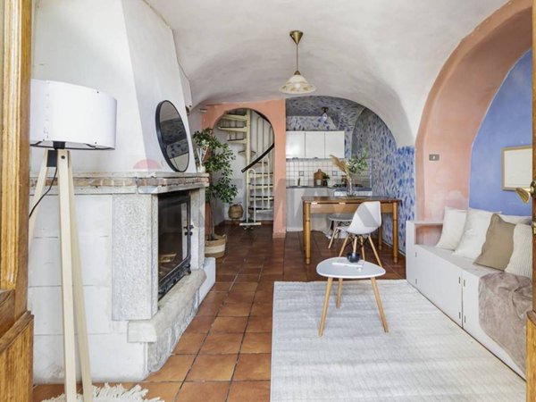 casa indipendente in vendita ad Opi