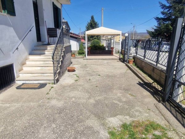 appartamento in vendita ad Oricola