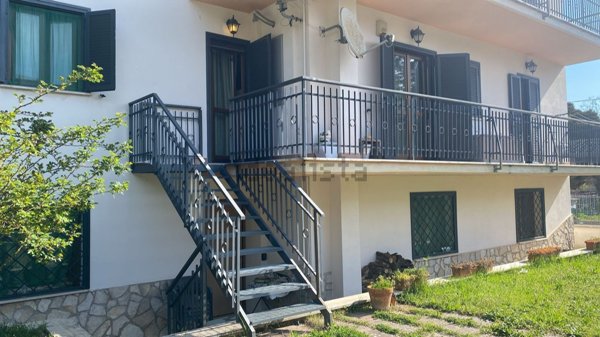 appartamento in vendita ad Oricola