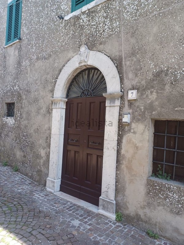 appartamento in vendita ad Oricola