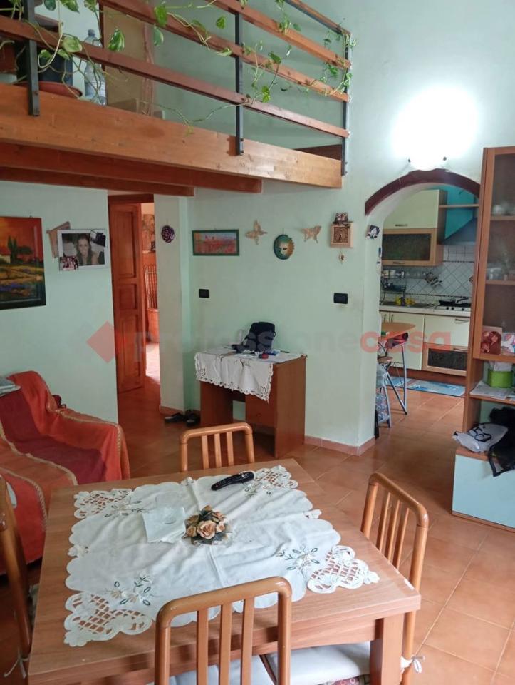 casa indipendente in vendita ad Oricola