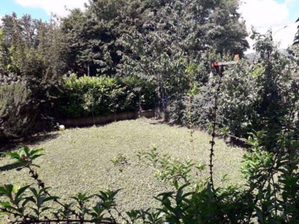 casa indipendente in vendita ad Oricola