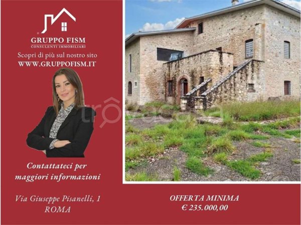 locale commerciale in vendita ad Oricola