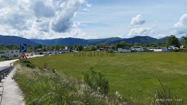 terreno in vendita ad Oricola