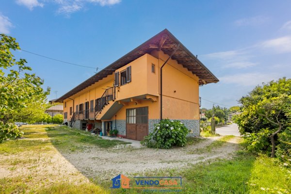 casa indipendente in vendita a Monchiero