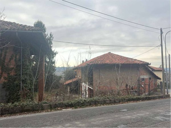 casa indipendente in vendita a Monchiero