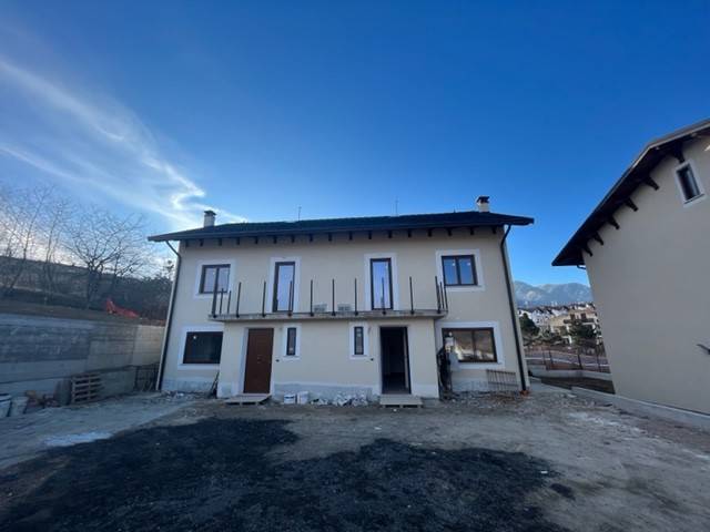 casa indipendente in vendita ad Ovindoli