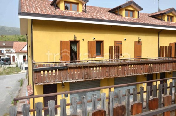 casa indipendente in vendita ad Ovindoli