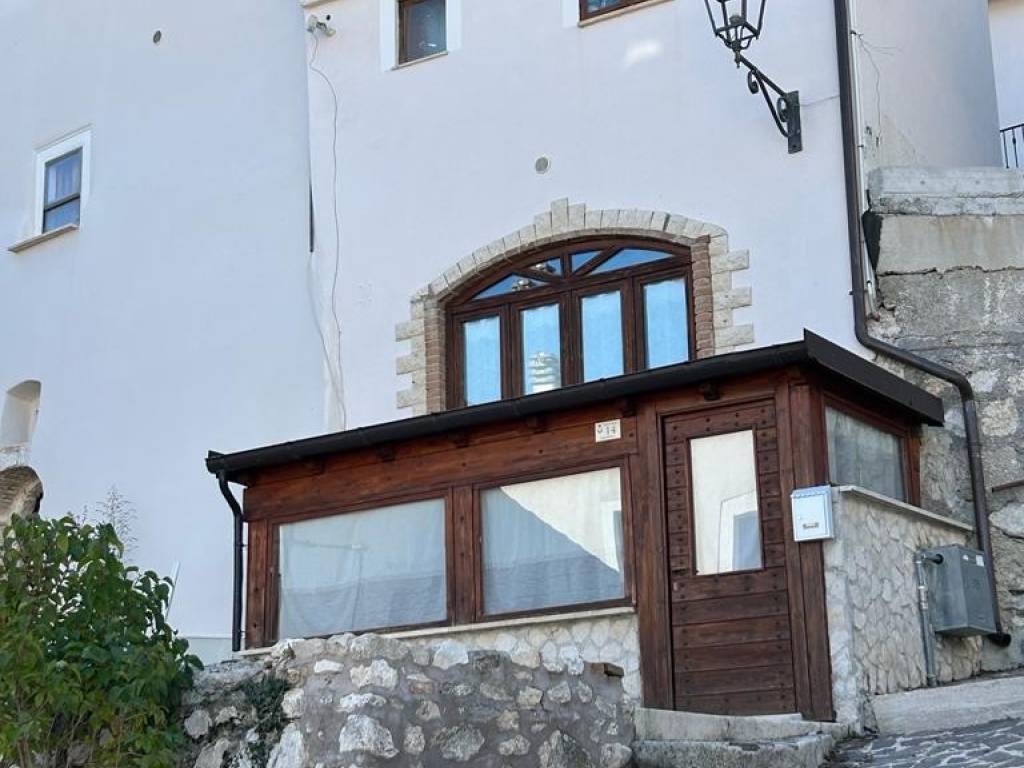 casa indipendente in vendita ad Ovindoli