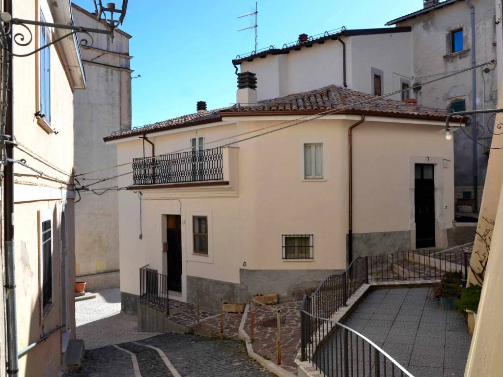 appartamento in vendita ad Ovindoli