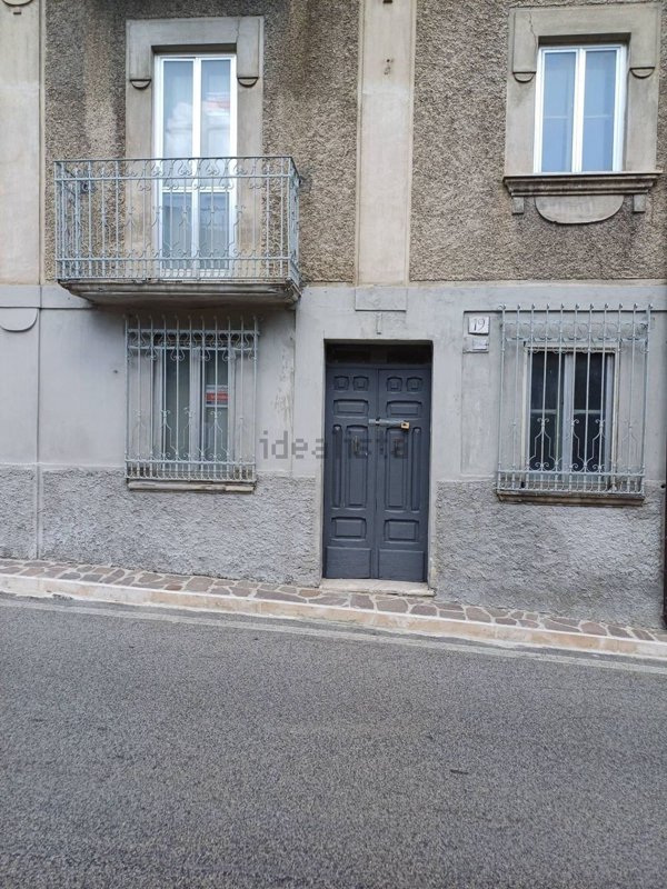 appartamento in vendita ad Ovindoli in zona San Potito