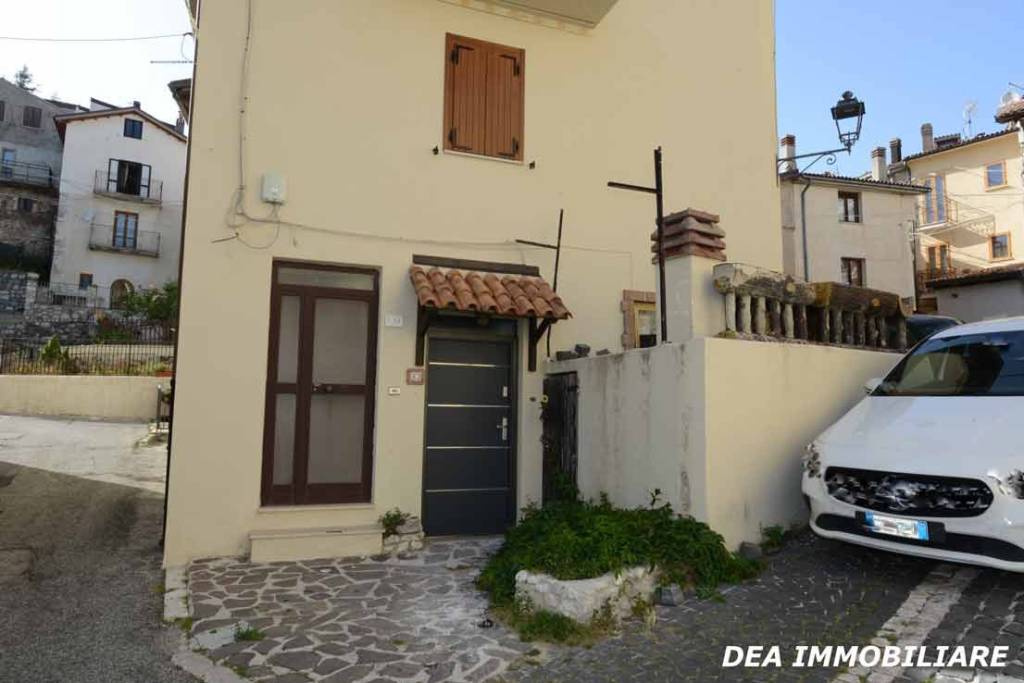 appartamento in vendita ad Ovindoli