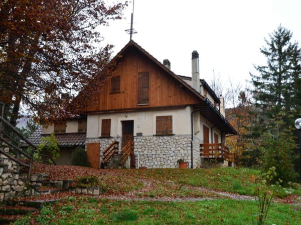 casa indipendente in vendita ad Ovindoli
