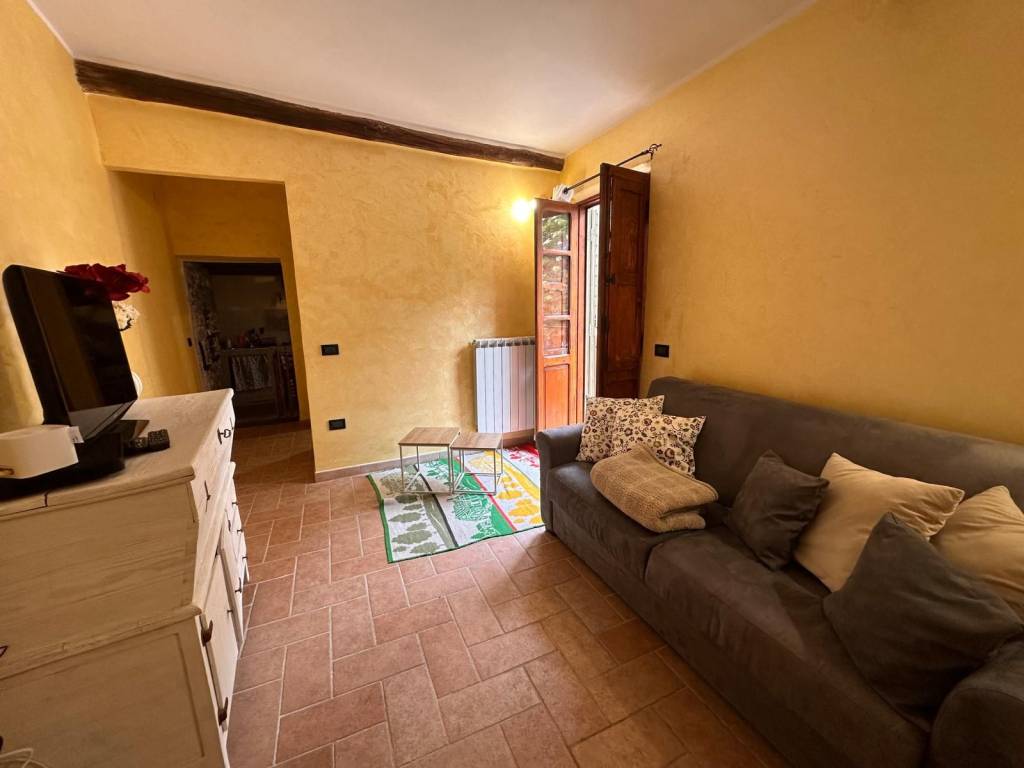 appartamento in vendita ad Ovindoli in zona San Potito