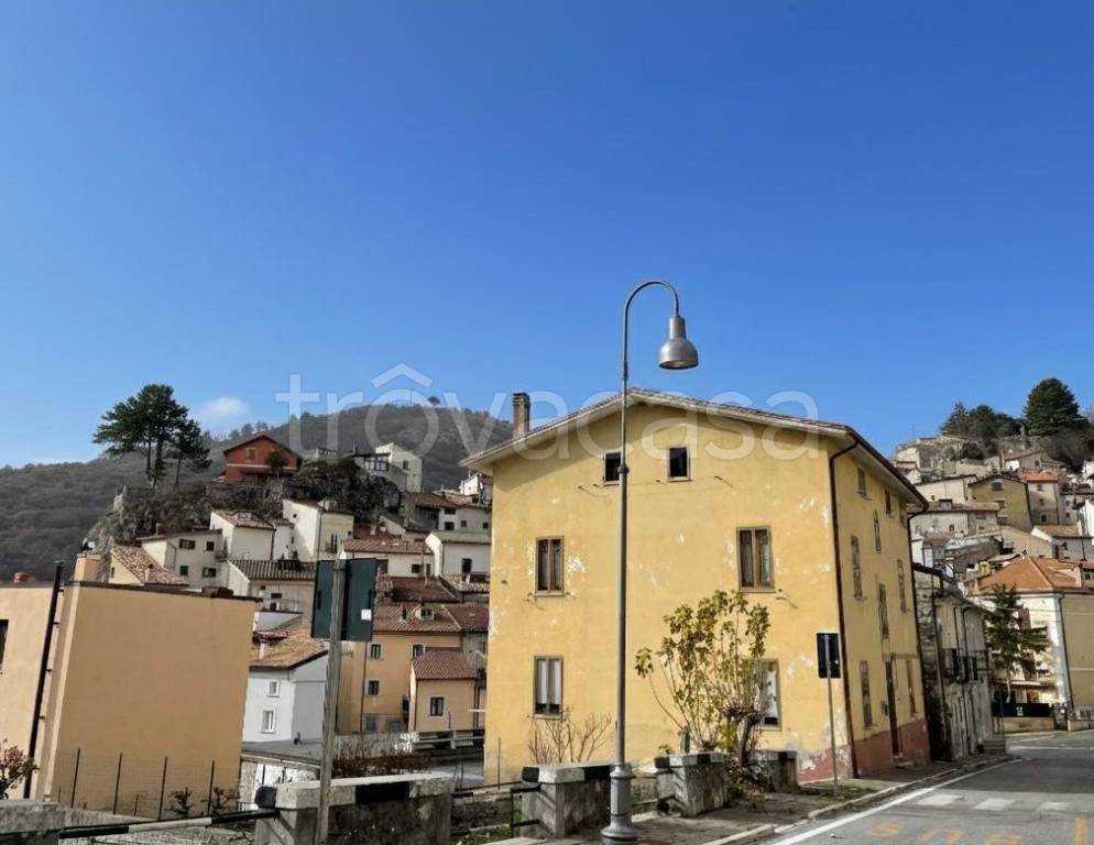 appartamento in vendita ad Ovindoli