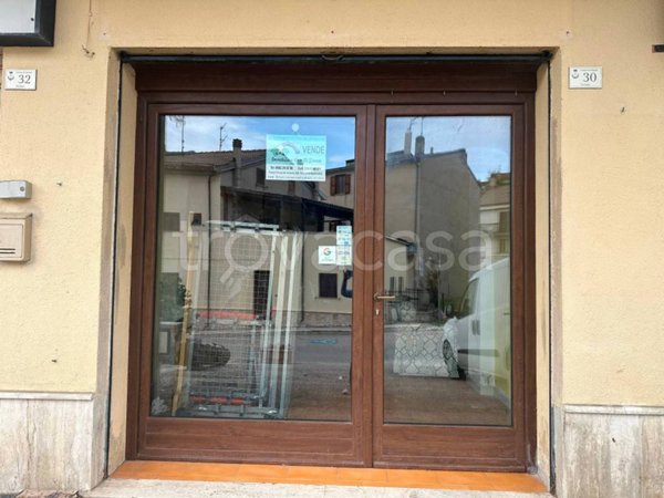 negozio in vendita ad Ovindoli